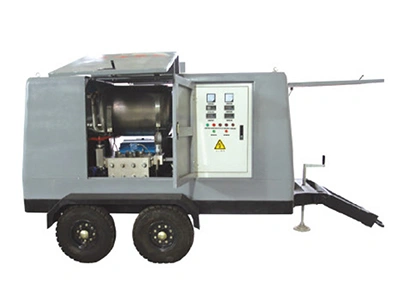 Trailer-Mounted High Pressure Water Blaster