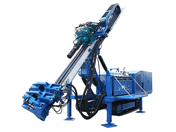 Top-Drive Multi-Functional Drilling Rig
